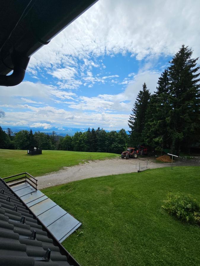 Hotel Ruska Koca Hočko Pohorje Exterior foto